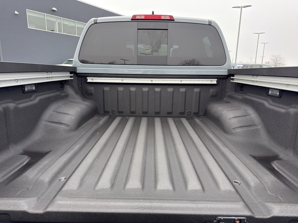 2026 Nissan Frontier Crew Cab 4x4 SV