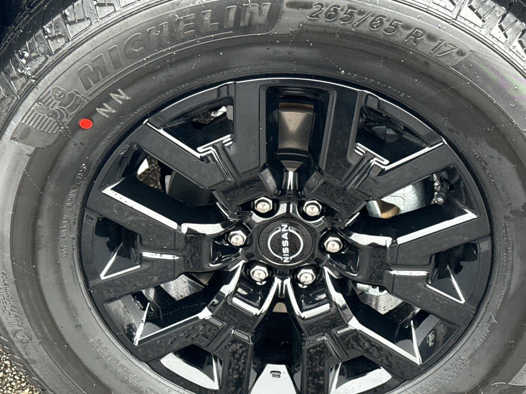 2026 Nissan Frontier Crew Cab 4x4 SV