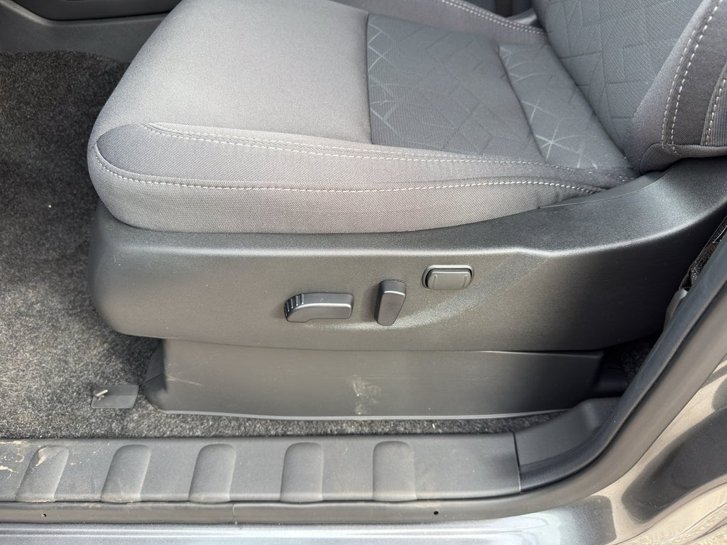 2026 Nissan Frontier Crew Cab 4x4 SV
