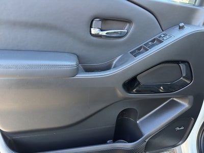 2022 Nissan Frontier Crew Cab 4x4 PRO-4X Auto