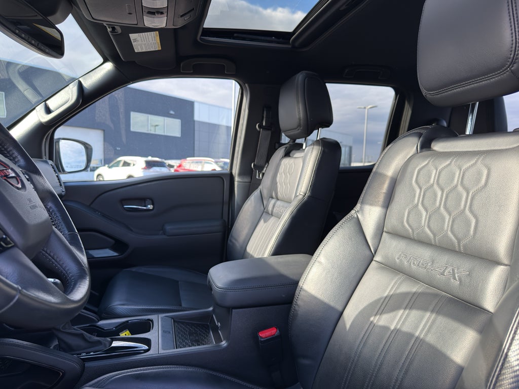 2022 Nissan Frontier Crew Cab 4x4 PRO-4X Auto