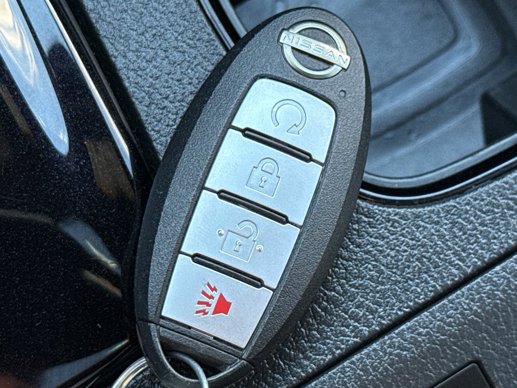 2022 Nissan Frontier Crew Cab 4x4 PRO-4X Auto