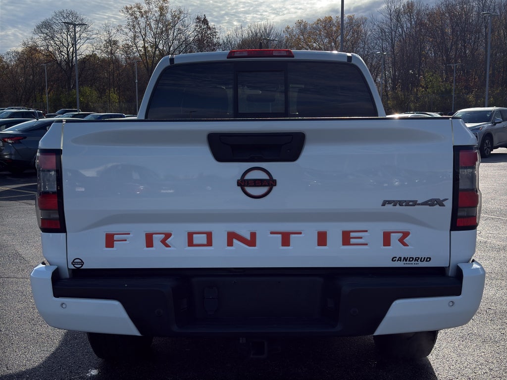 2022 Nissan Frontier Crew Cab 4x4 PRO-4X Auto