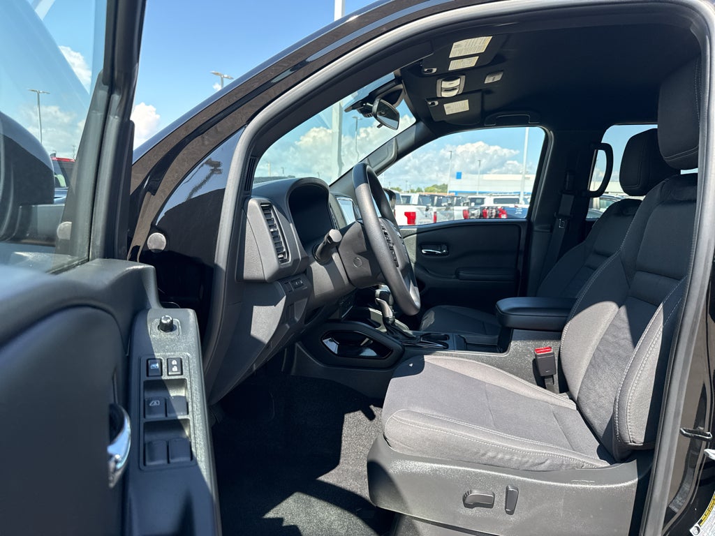 2023 Nissan Frontier Crew Cab 4x4 SV Auto *Ltd Avail*