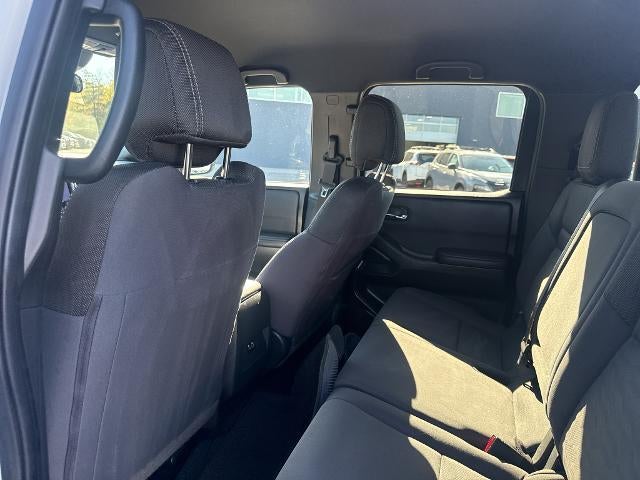 2023 Nissan Frontier Crew Cab 4x4 SV Auto