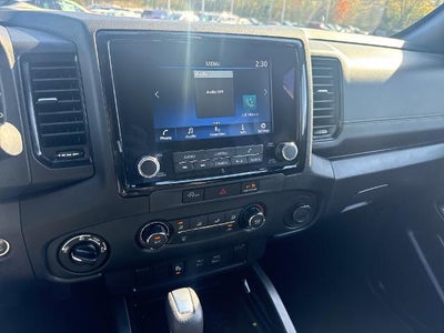 2023 Nissan Frontier Crew Cab 4x4 SV Auto