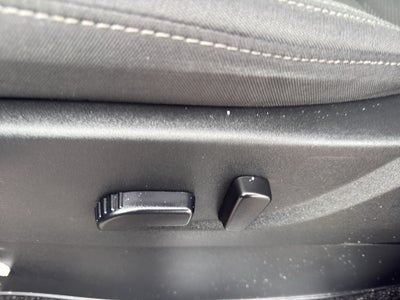 2024 Nissan Frontier Crew Cab 4x4 SV