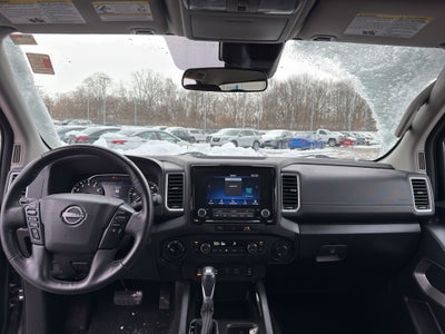 2024 Nissan Frontier Crew Cab 4x4 SV