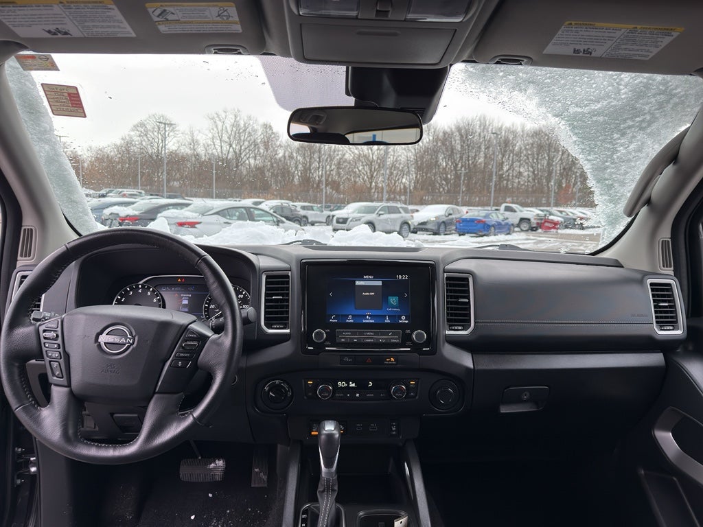 2024 Nissan Frontier Crew Cab 4x4 SV