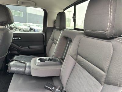 2024 Nissan Frontier Crew Cab 4x4 SV