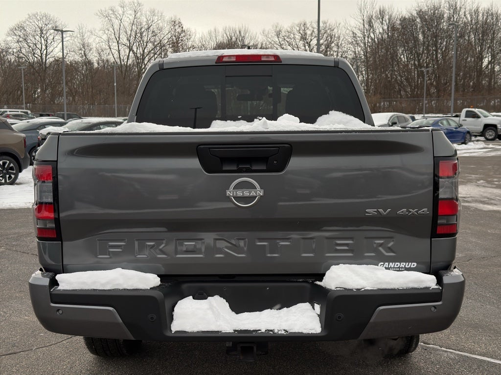 2024 Nissan Frontier Crew Cab 4x4 SV