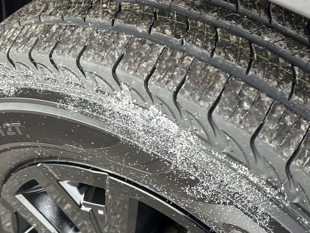 2024 Nissan Frontier Crew Cab 4x4 SV