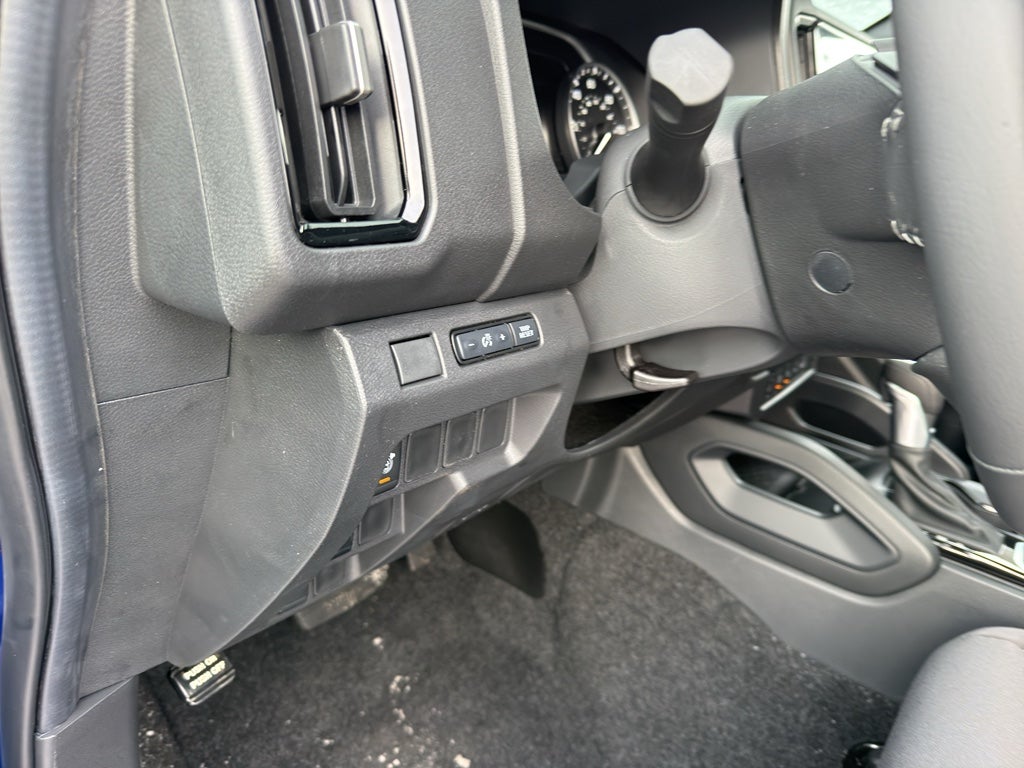 2026 Nissan Frontier Crew Cab 4x4 SV