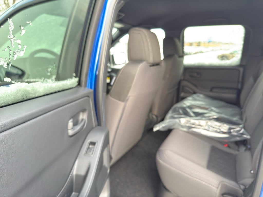 2026 Nissan Frontier Crew Cab 4x4 SV