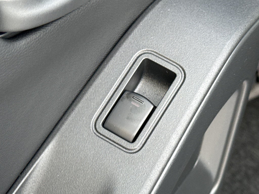 2026 Nissan Frontier Crew Cab 4x4 SV