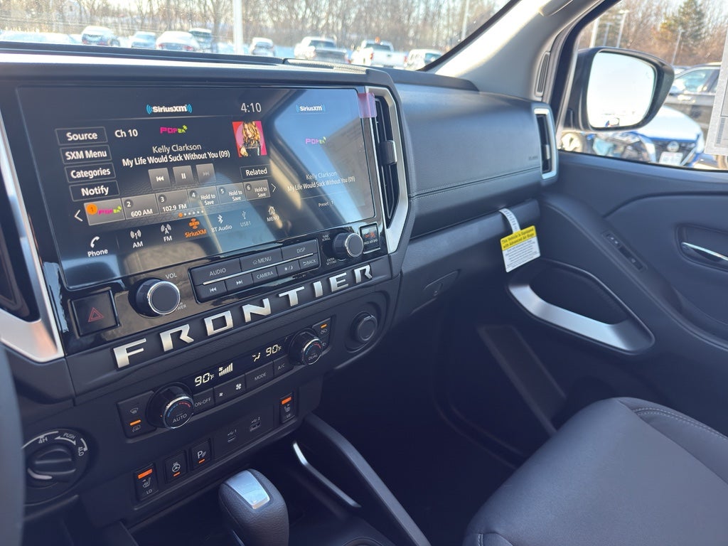 2026 Nissan Frontier Crew Cab 4x4 SV