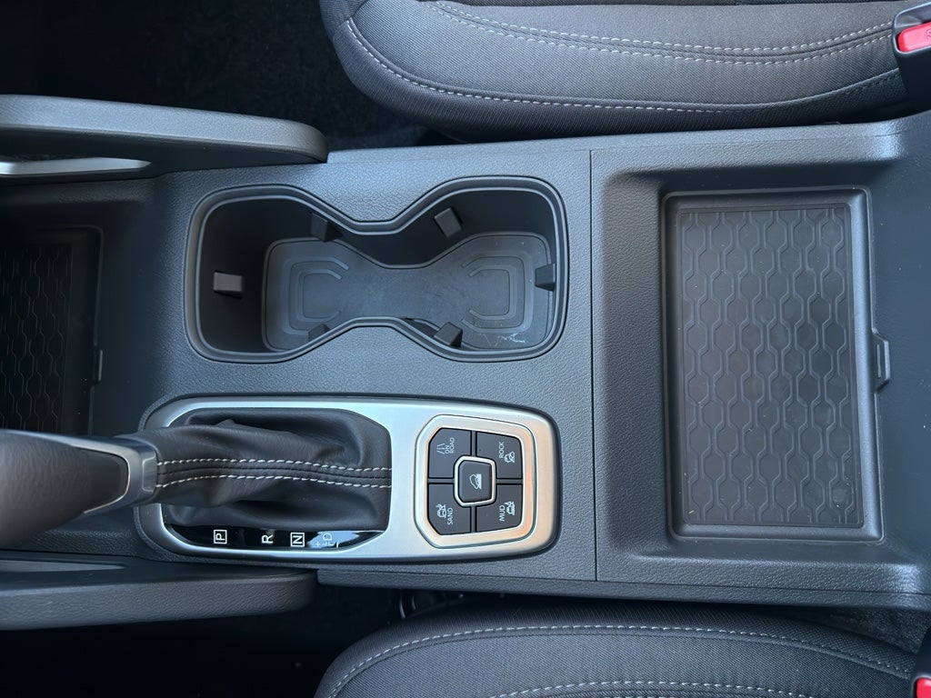 2026 Nissan Frontier Crew Cab 4x4 SV