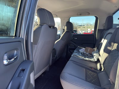 2026 Nissan Frontier Crew Cab 4x4 SV