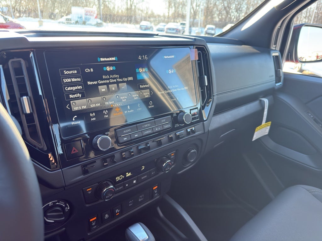 2026 Nissan Frontier Crew Cab 4x4 SV