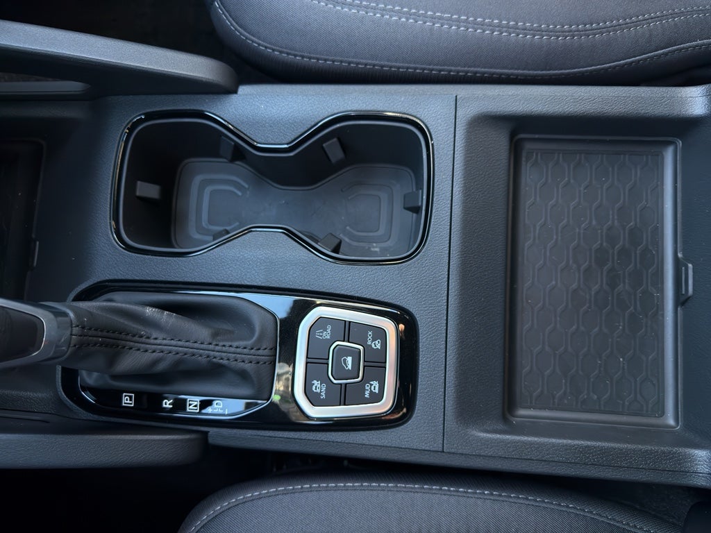 2026 Nissan Frontier Crew Cab 4x4 SV