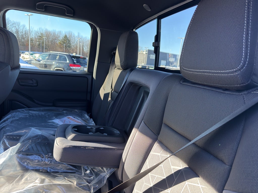 2026 Nissan Frontier Crew Cab 4x4 SV