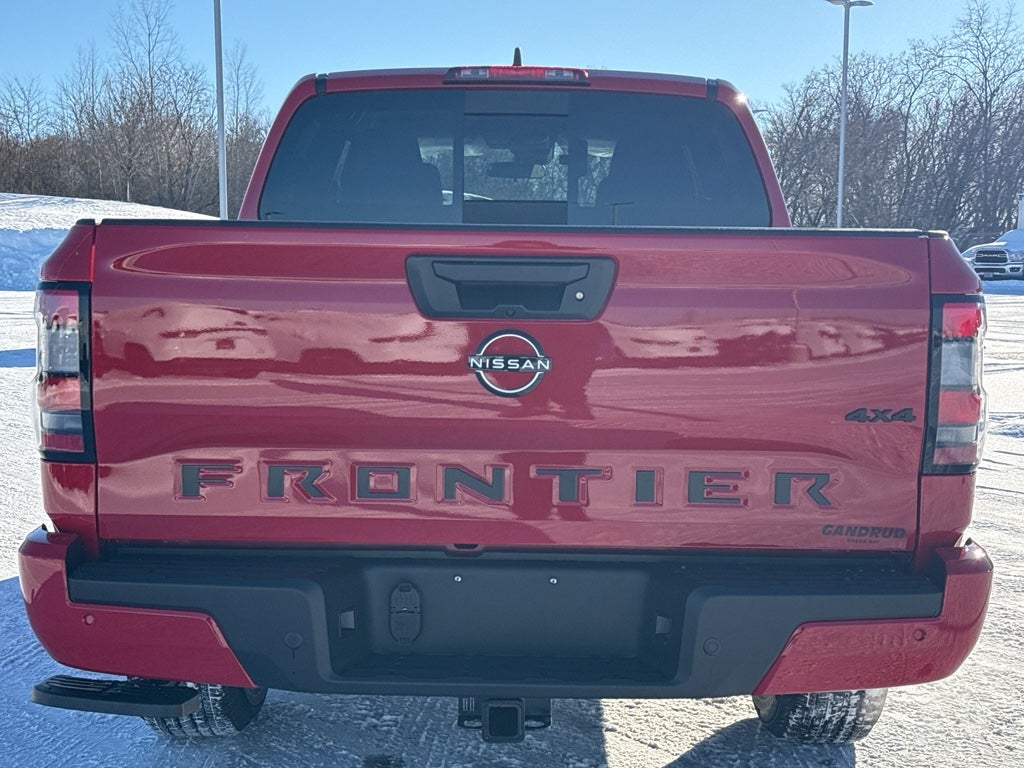 2026 Nissan Frontier Crew Cab 4x4 SV