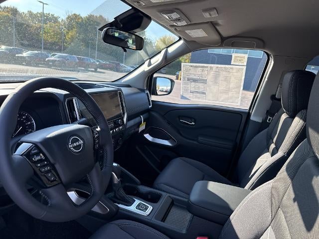 2027 Nissan Frontier Crew Cab 4x4 SV