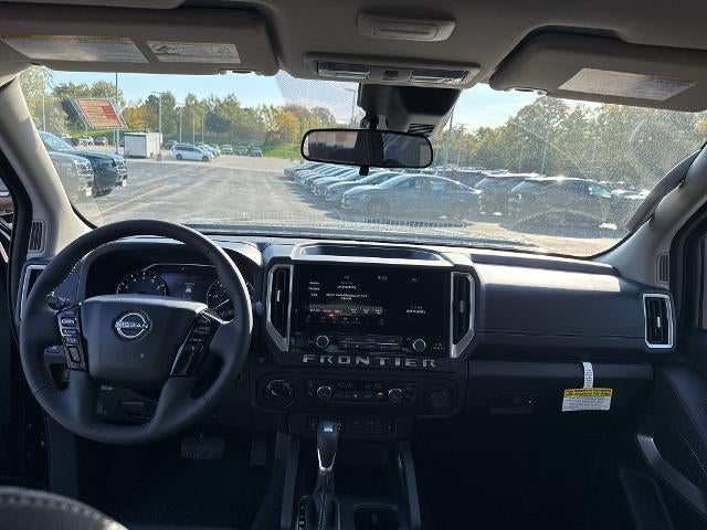 2027 Nissan Frontier Crew Cab 4x4 SV