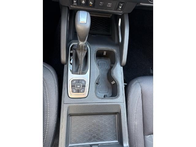 2027 Nissan Frontier Crew Cab 4x4 SV
