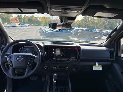 2027 Nissan Frontier Crew Cab 4x4 SV