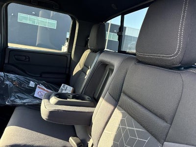 2027 Nissan Frontier Crew Cab 4x4 SV