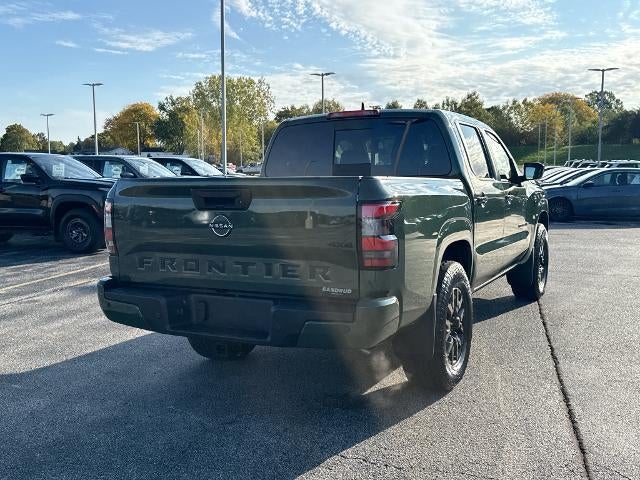 2027 Nissan Frontier Crew Cab 4x4 SV