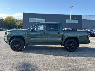 2027 Nissan Frontier Crew Cab 4x4 SV