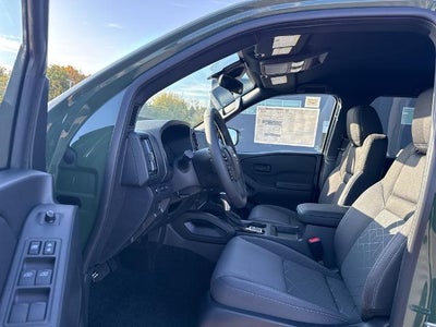 2027 Nissan Frontier Crew Cab 4x4 SV