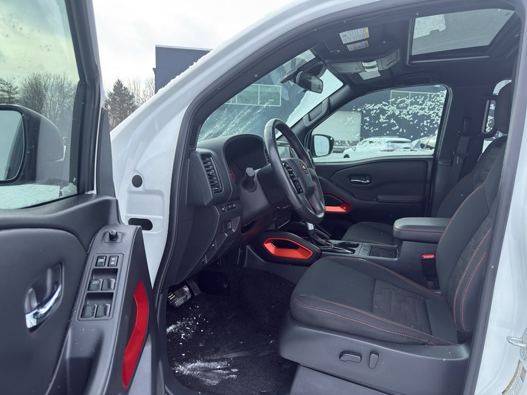 2022 Nissan Frontier Crew Cab 4x4 PRO-4X Auto