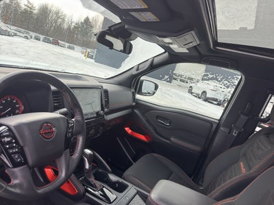 2022 Nissan Frontier Crew Cab 4x4 PRO-4X Auto