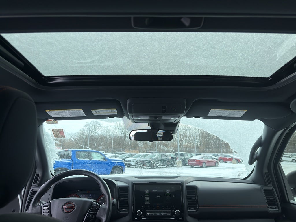 2022 Nissan Frontier Crew Cab 4x4 PRO-4X Auto