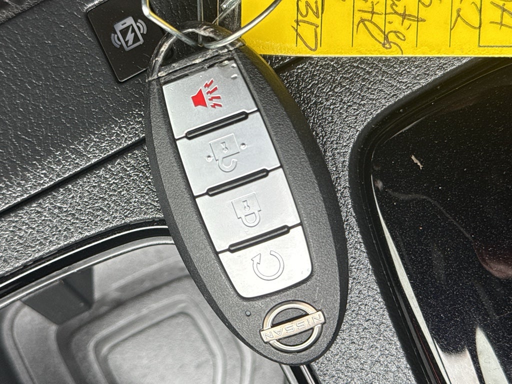 2022 Nissan Frontier Crew Cab 4x4 PRO-4X Auto