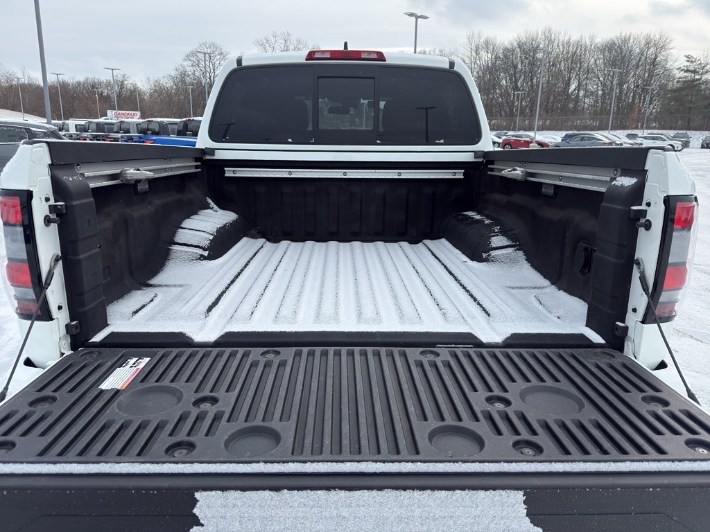 2022 Nissan Frontier Crew Cab 4x4 PRO-4X Auto