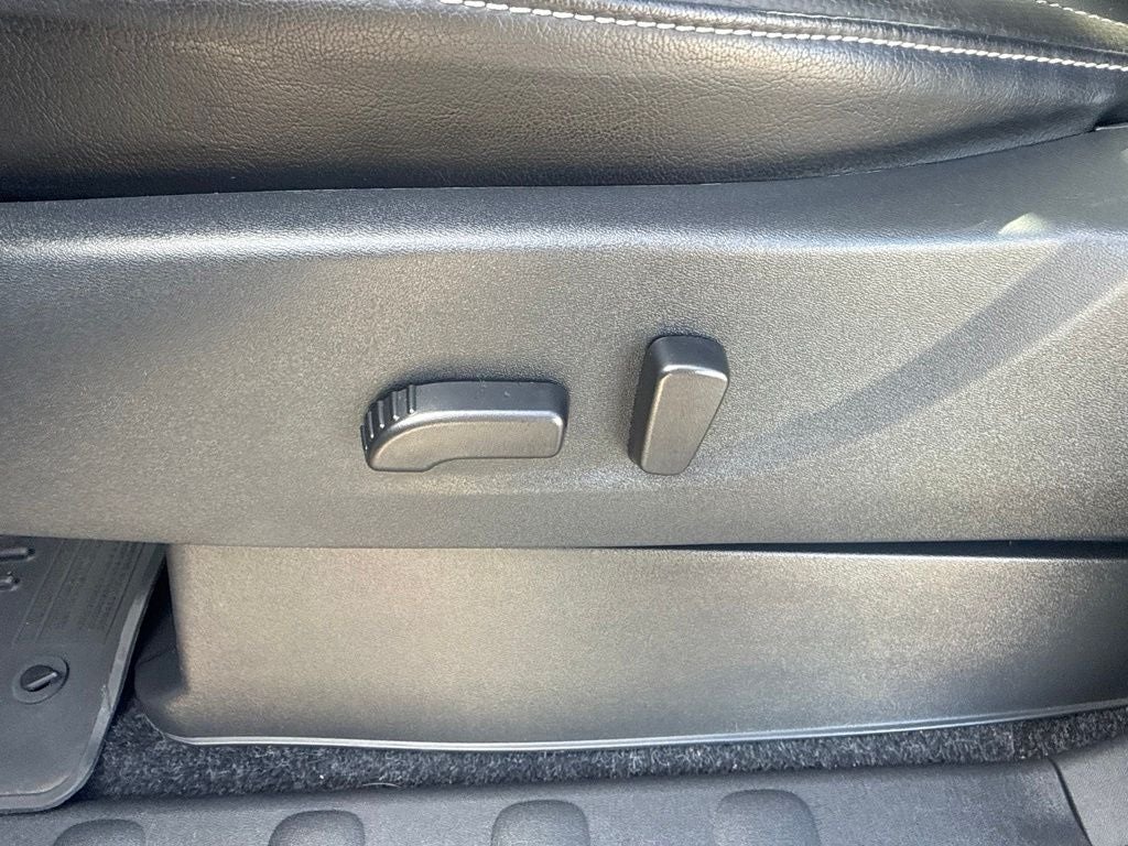 2024 Nissan Frontier Crew Cab 4x4 SL