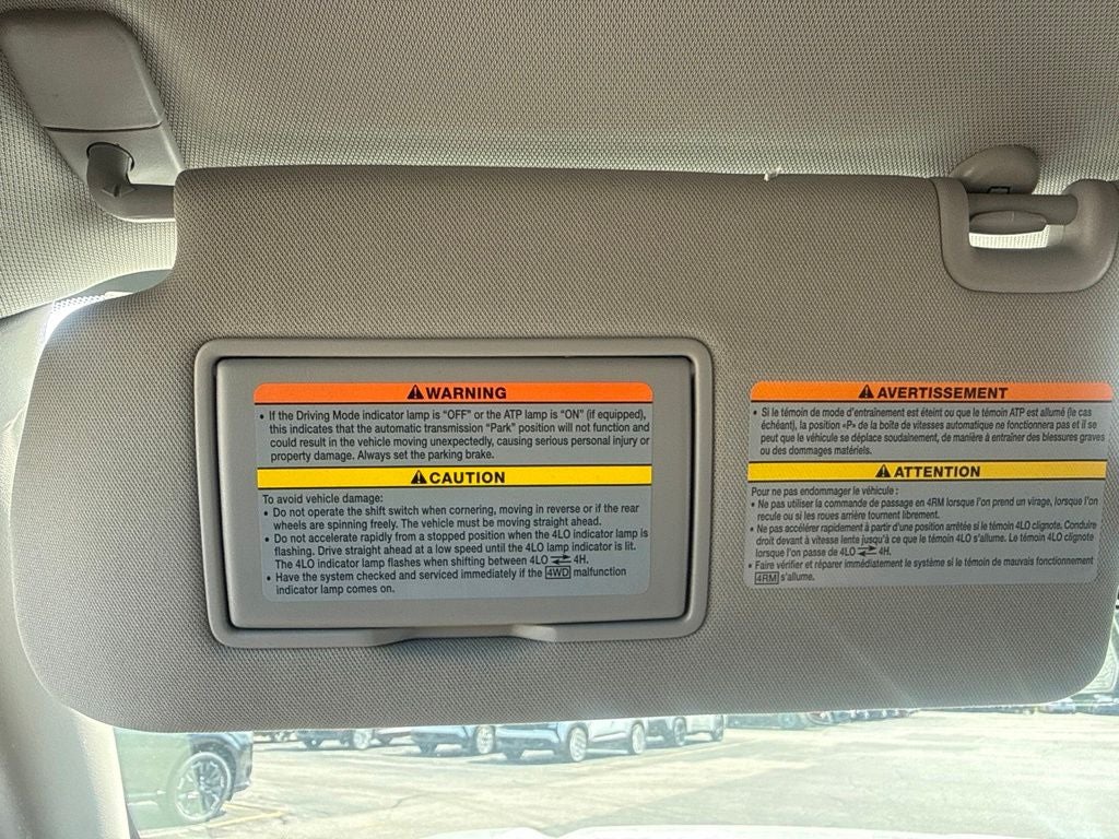 2024 Nissan Frontier Crew Cab 4x4 SL