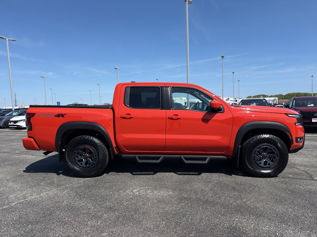 2025 Nissan Frontier Crew Cab 4x4 PRO-4X