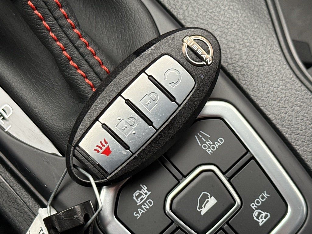 2026 Nissan Frontier Crew Cab 4x4 PRO-4X