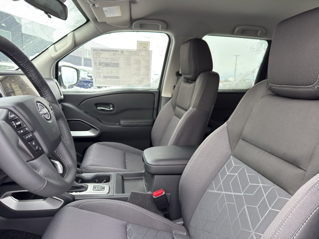 2026 Nissan Frontier Crew Cab 4x4 SV