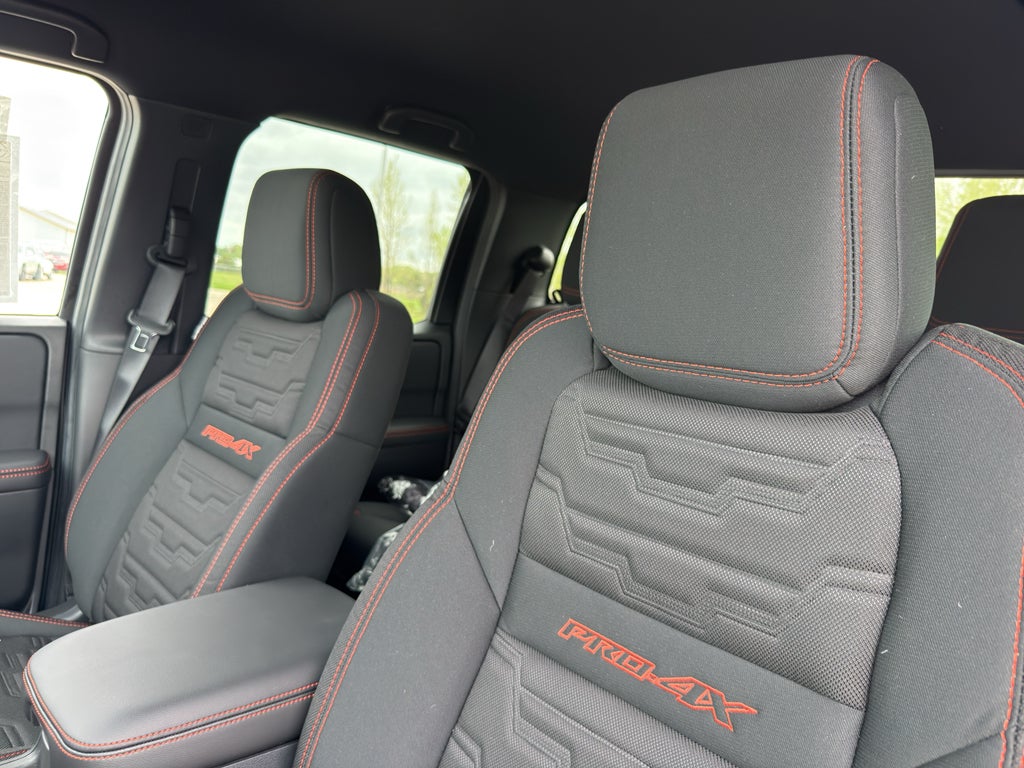 2026 Nissan Frontier Crew Cab 4x4 PRO-4X