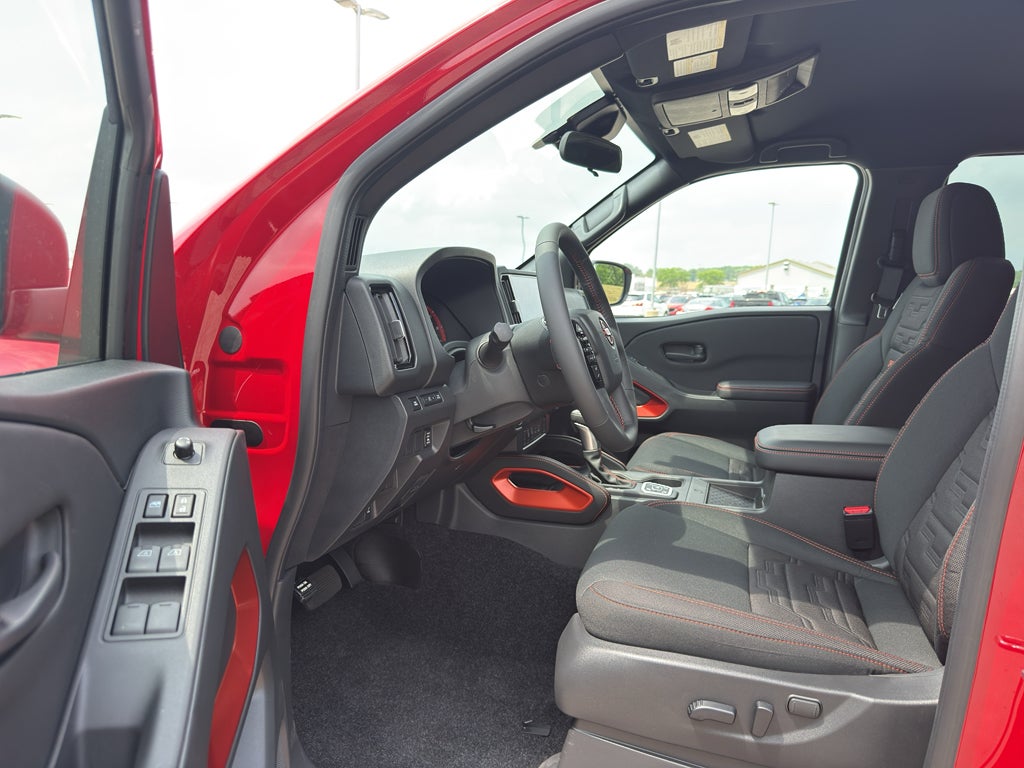 2026 Nissan Frontier Crew Cab 4x4 PRO-4X