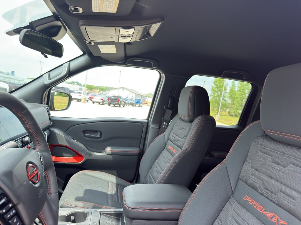 2026 Nissan Frontier Crew Cab 4x4 PRO-4X