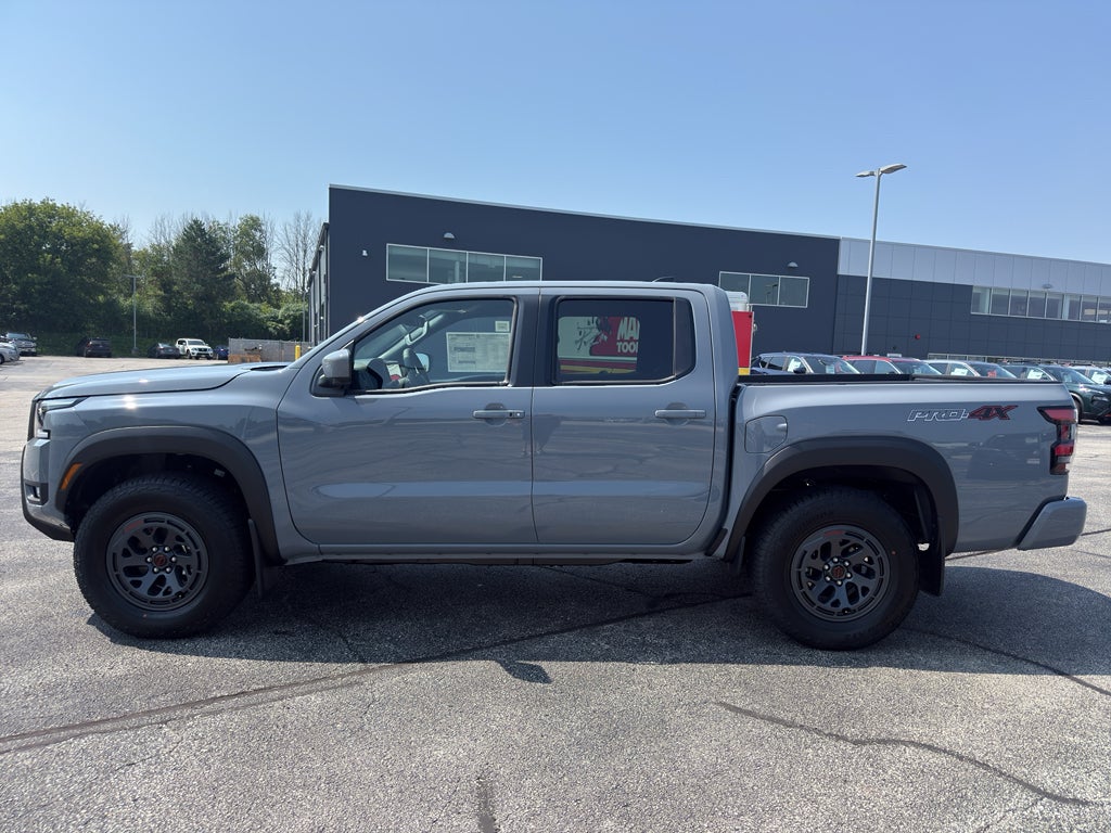 2026 Nissan Frontier Crew Cab 4x4 PRO-4X