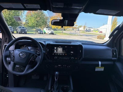 2027 Nissan Frontier Crew Cab 4x4 SV