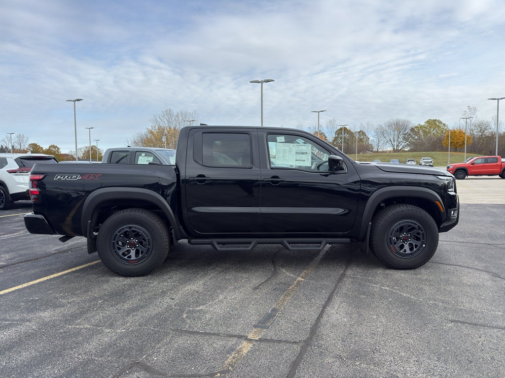 2026 Nissan Frontier Crew Cab 4x4 PRO-4X